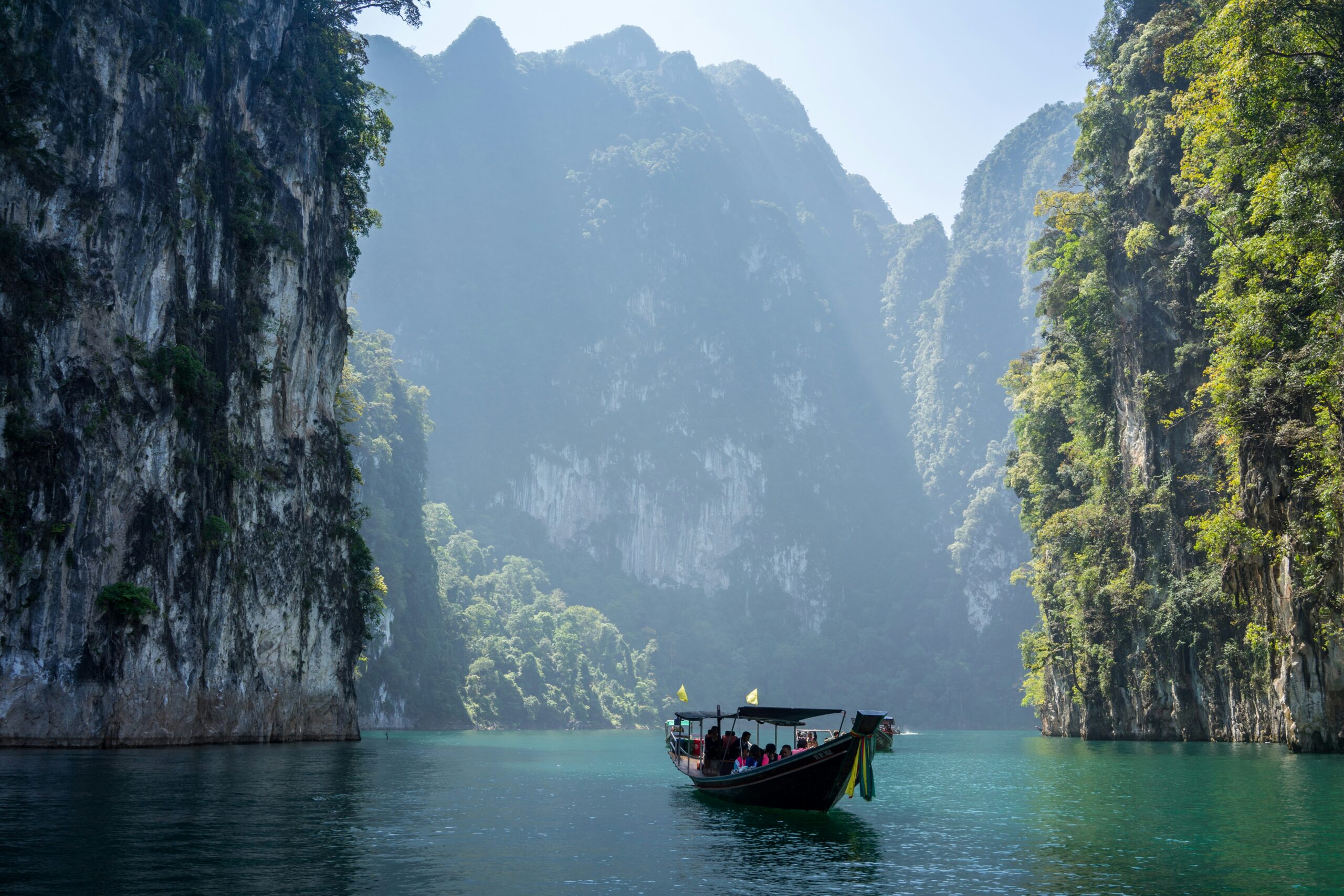 Boat Cruises & River Tours